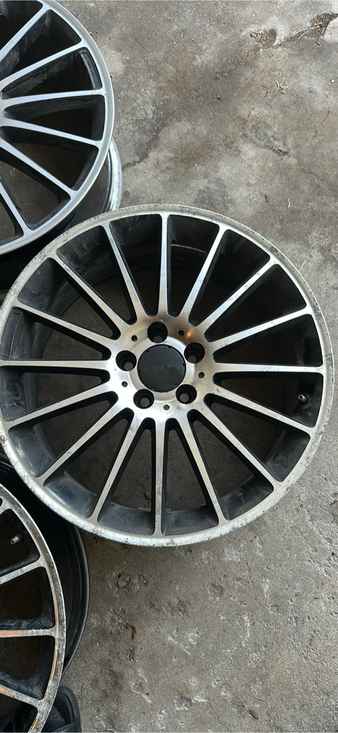 Set of 4 Audi Alloy Wheels - photo 3