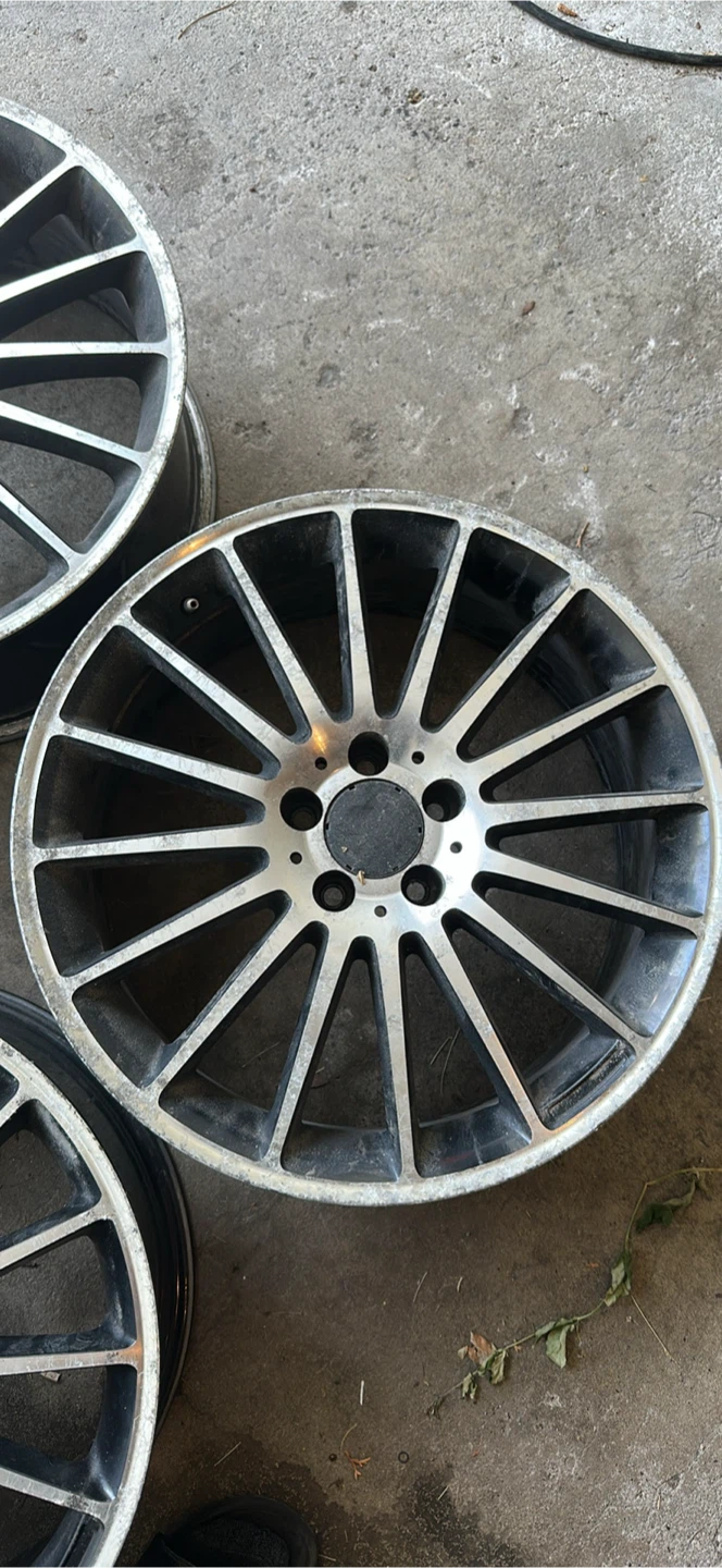 Set of 4 Audi Alloy Wheels - photo 4