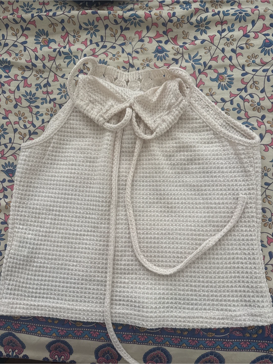 White Crocheted Halter Top with Lace Detail - photo 2