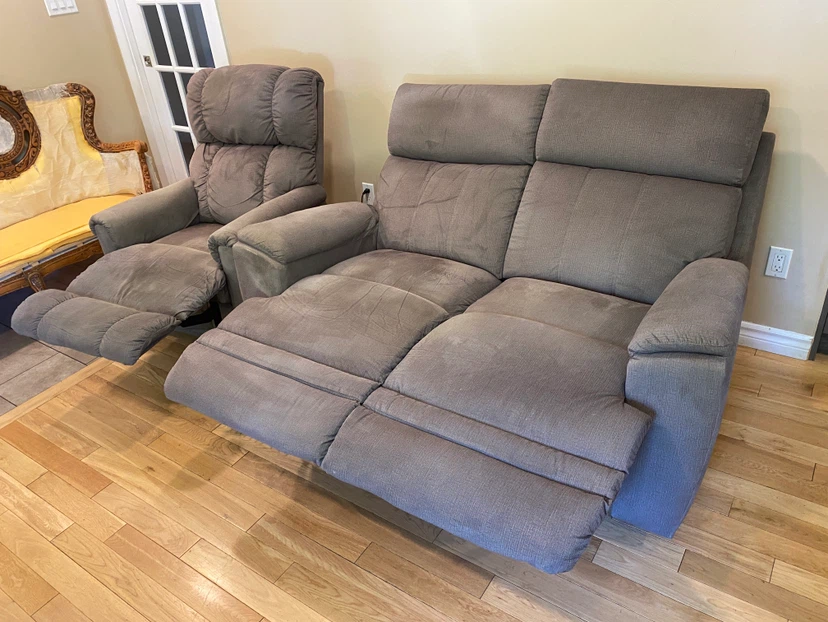 La-Z-Boy Pinnacle Power Reclining Loveseat Set (CAN DELIVER) - photo 2