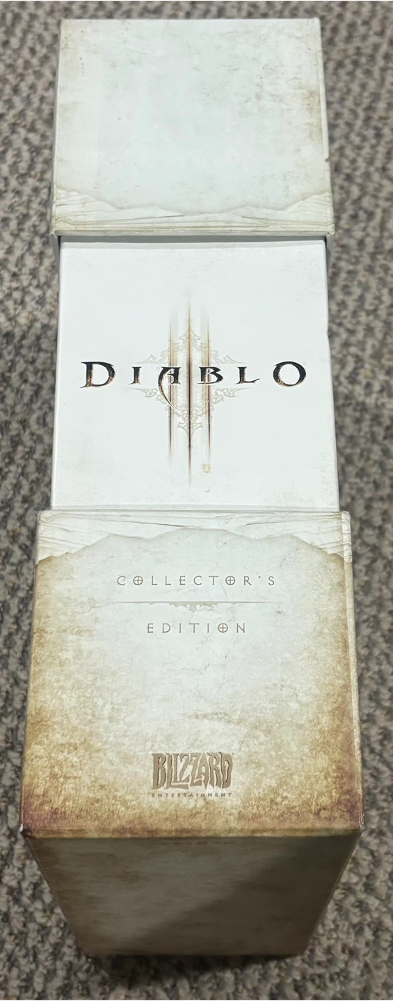 Diablo III Collector's Edition Game and Art Book - photo 2
