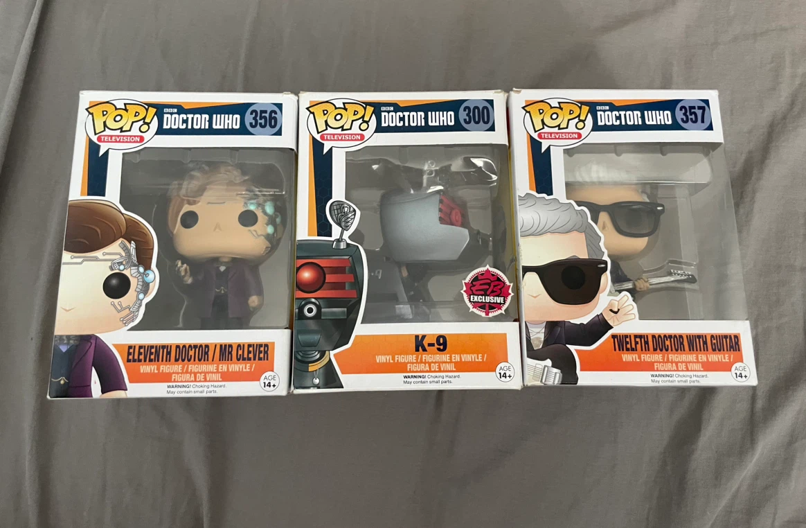 Doctor Who Merchandise Lot - photo 3