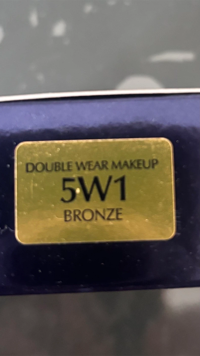 Estee Lauder Double Wear Stay-in-Place Makeup - Ivory Nude 1N1 - photo 3