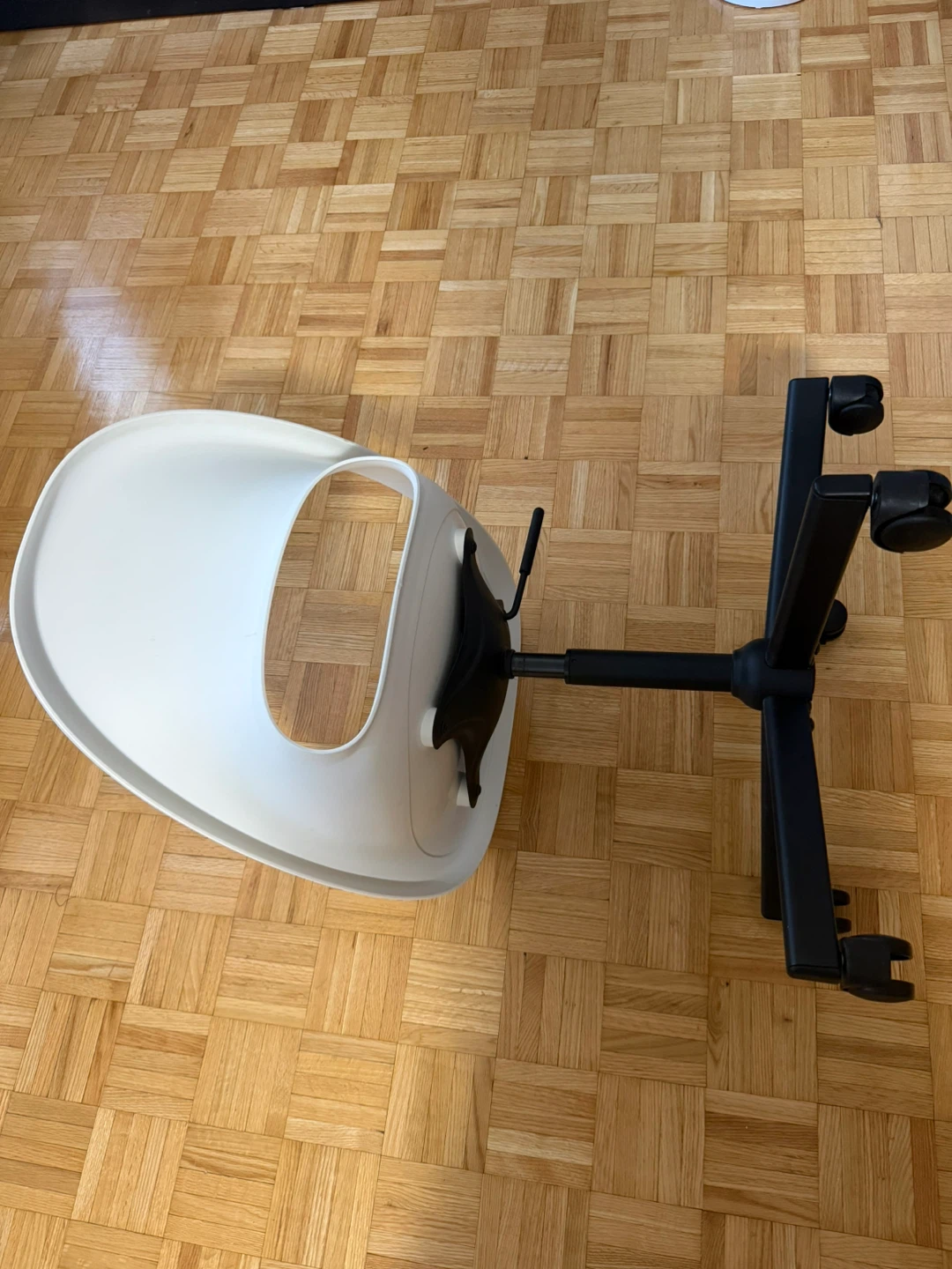 Ikea White office chair with dark grey cushion pad - photo 5