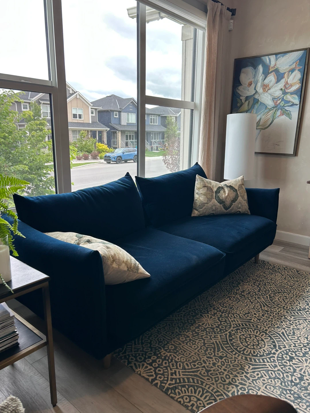 Dark Blue Velvet Sofa - photo 3