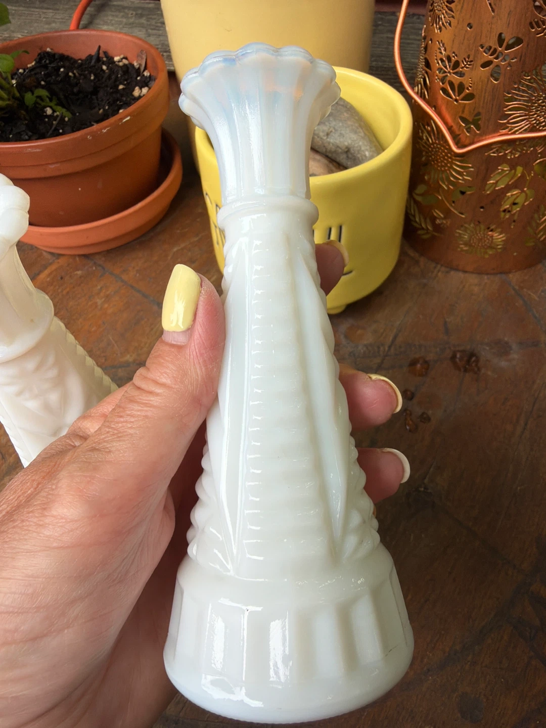 White Milk Glass Bud Vases - photo 3