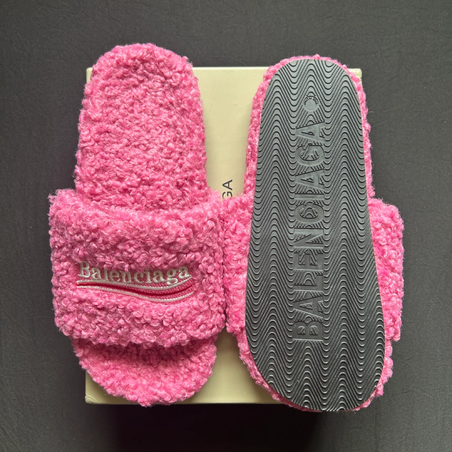 Pink Designer Style Furry Slides (Size 10 / 44) - photo 2
