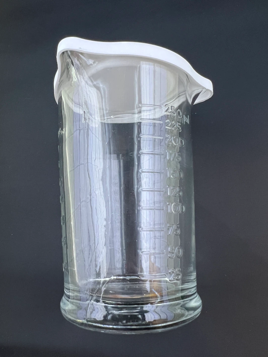 Vintage Anchor Hocking Triple-Pour Glass Measuring Cup - photo 5