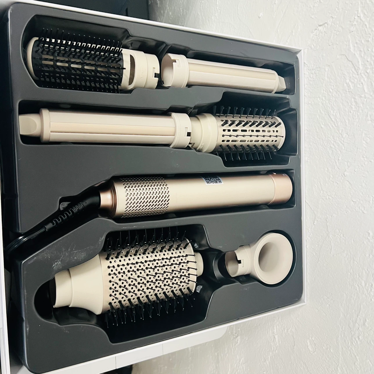 7MAGIC High-Speed Hair Dryer Brush - photo 3