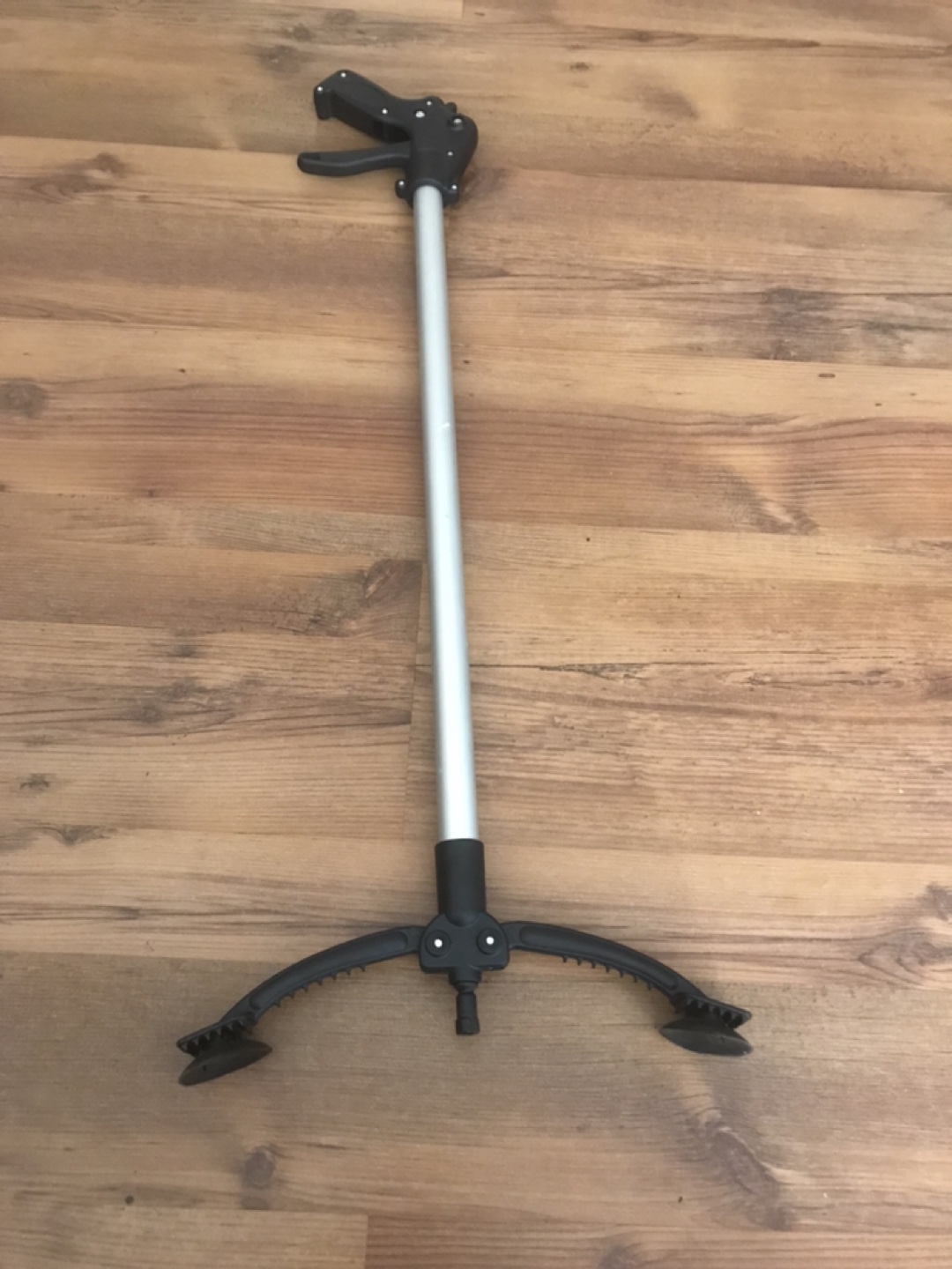 Reacher Grabber Tool