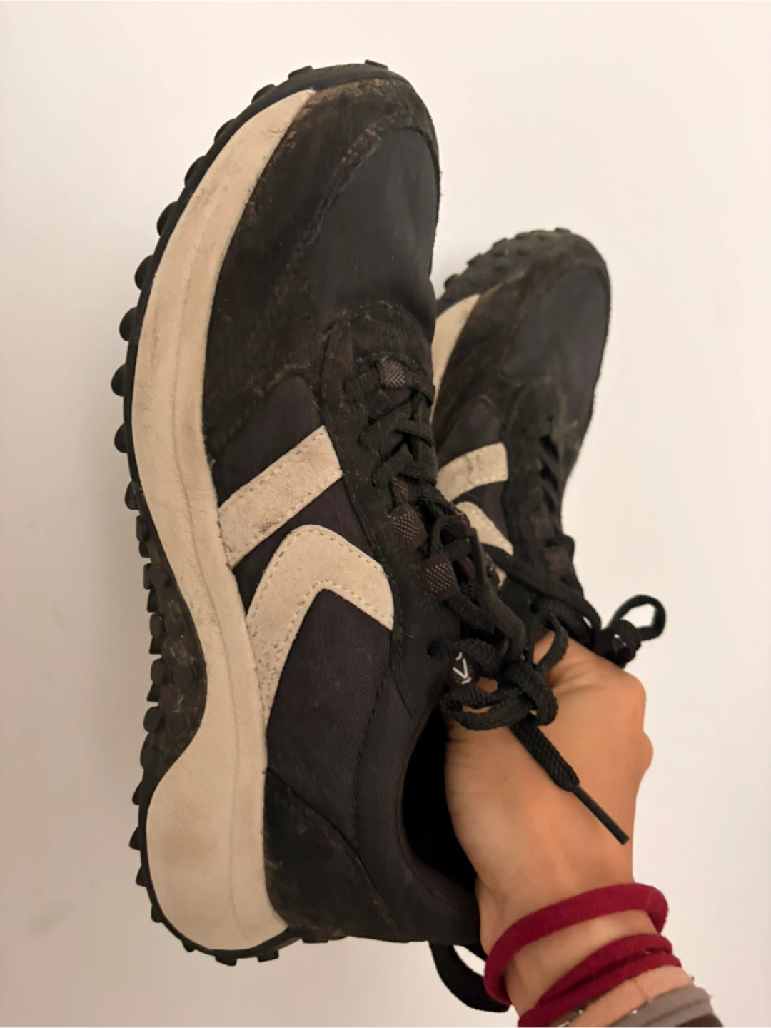 KEEN Black and White Athletic Shoes - photo 2