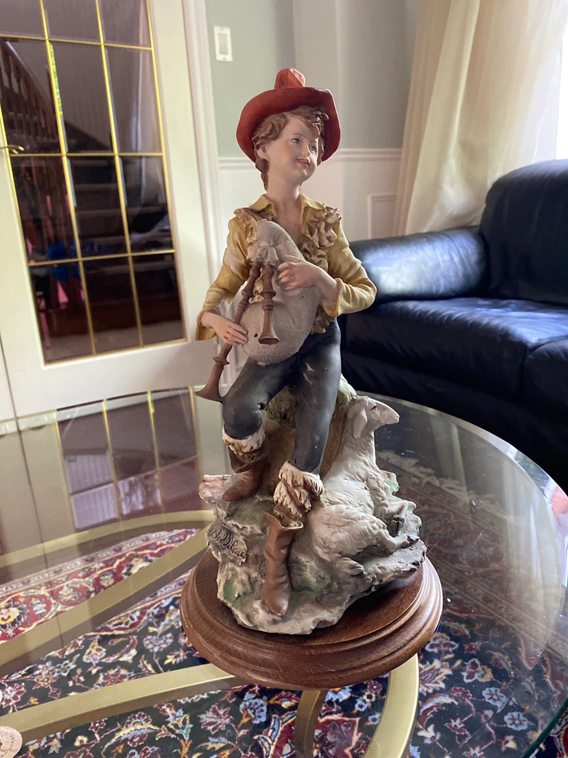 a vintage Auro Belcari sculpture,
