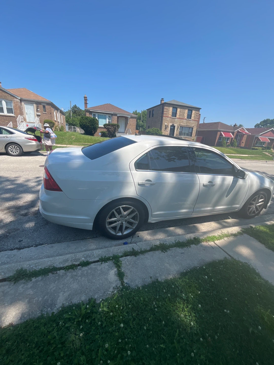 White Ford Sedan - photo 4