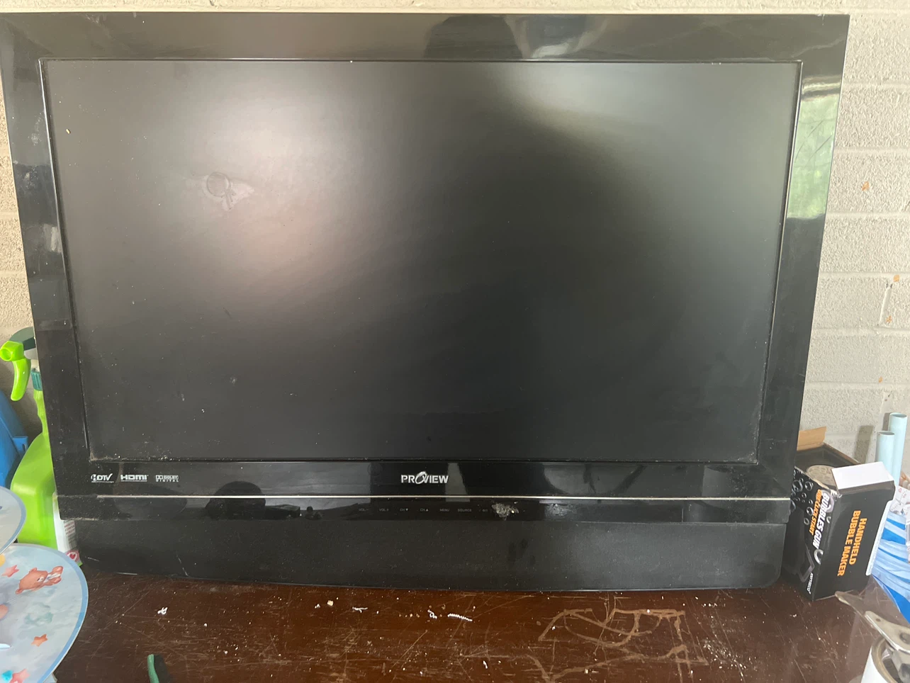ProView Black Television