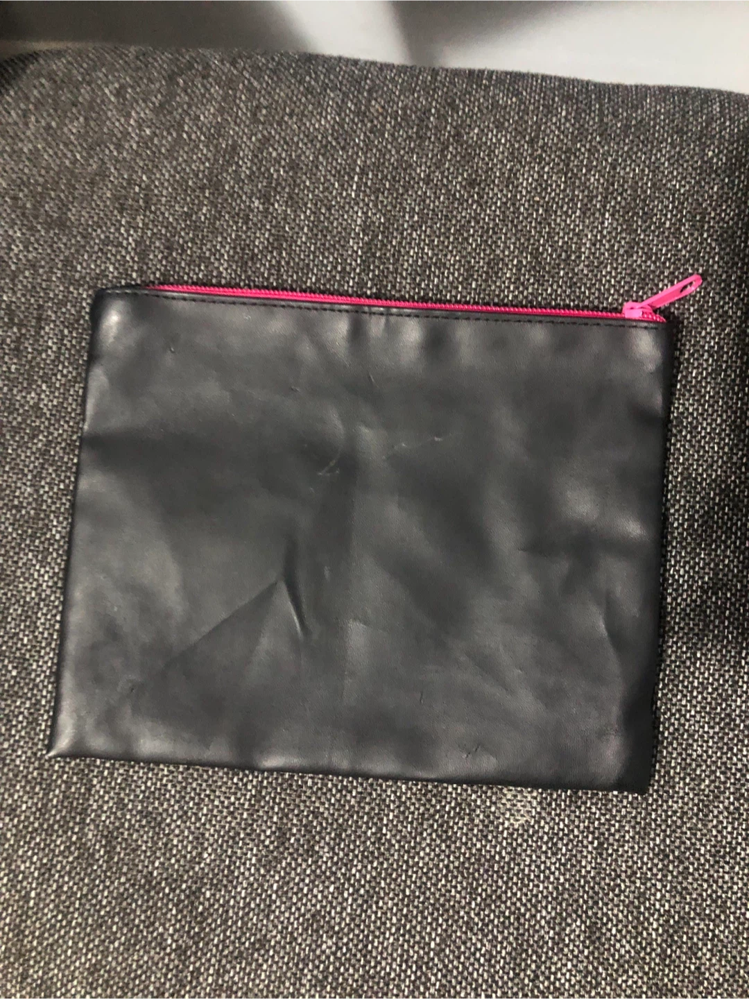 NYX Cosmetics Pouch - photo 2