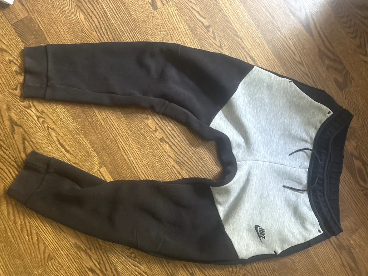 Nike Tech Fleece Joggers XL