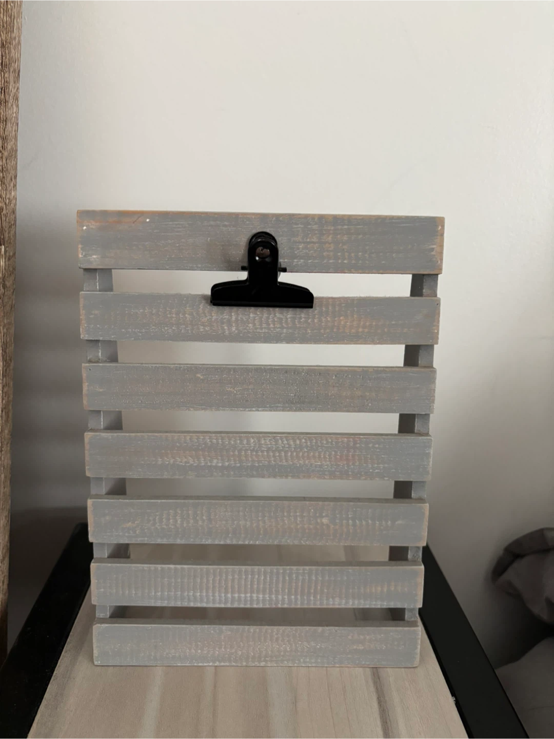Grey Wooden Clip Photo/Note Holder