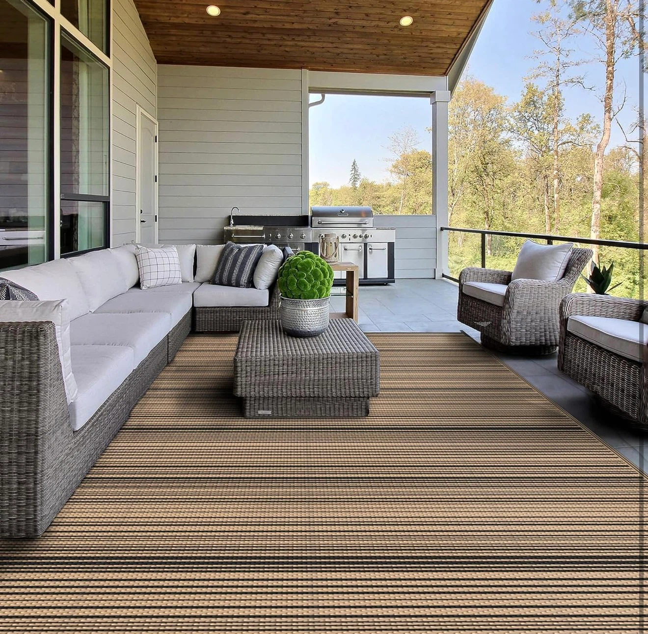 New in Box Reversible Black Brown Outdoor Rug,10Ftx14Ft - photo 2