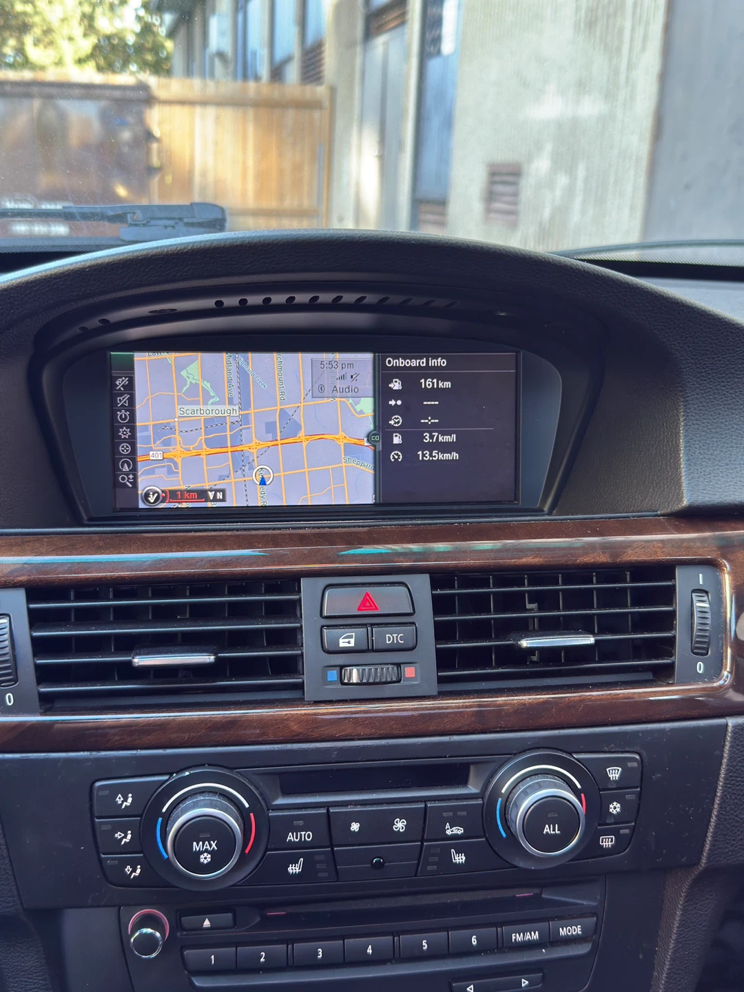 2011 BMW 328i Sedan - photo 5