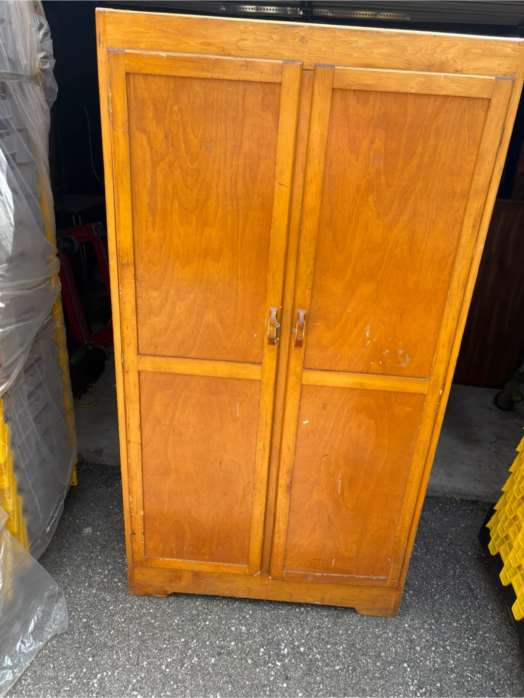 Free delivery antique Wooden Wardrobe with Hanging Rod - photo 2
