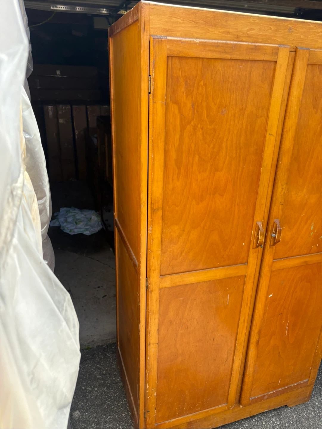 Free delivery antique Wooden Wardrobe with Hanging Rod - photo 3