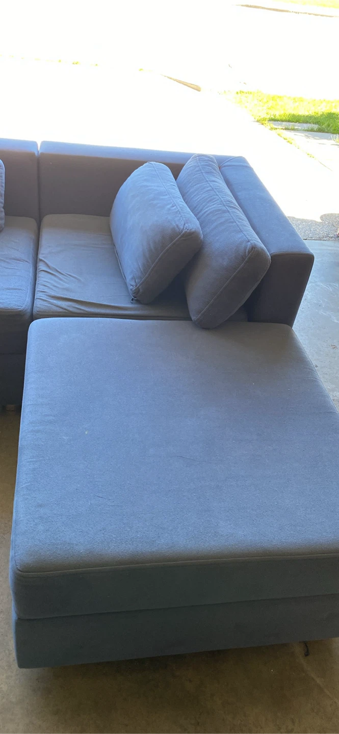 L shape Blue sectional sofa with ottoman - photo 2