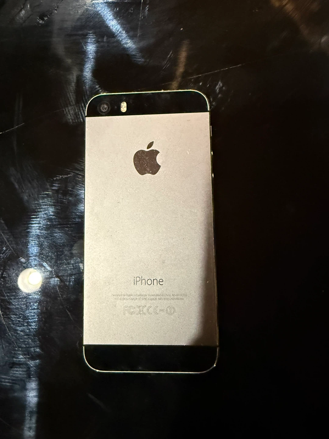 Apple iPhone 5s - Silver - photo 2
