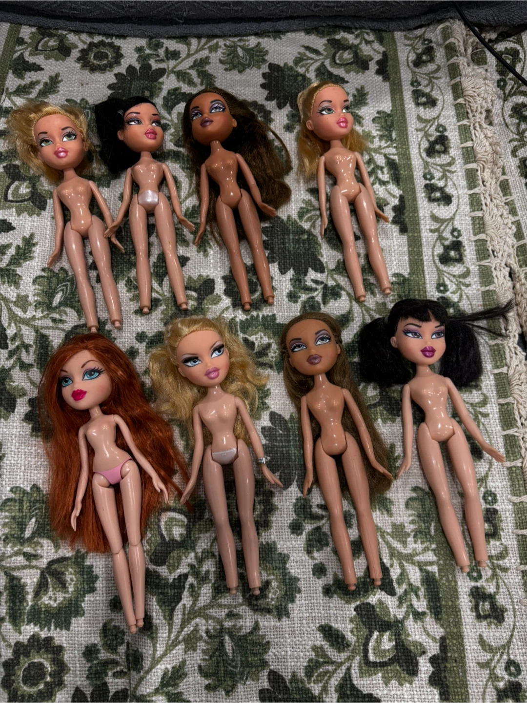 Lot of Bratz Dolls