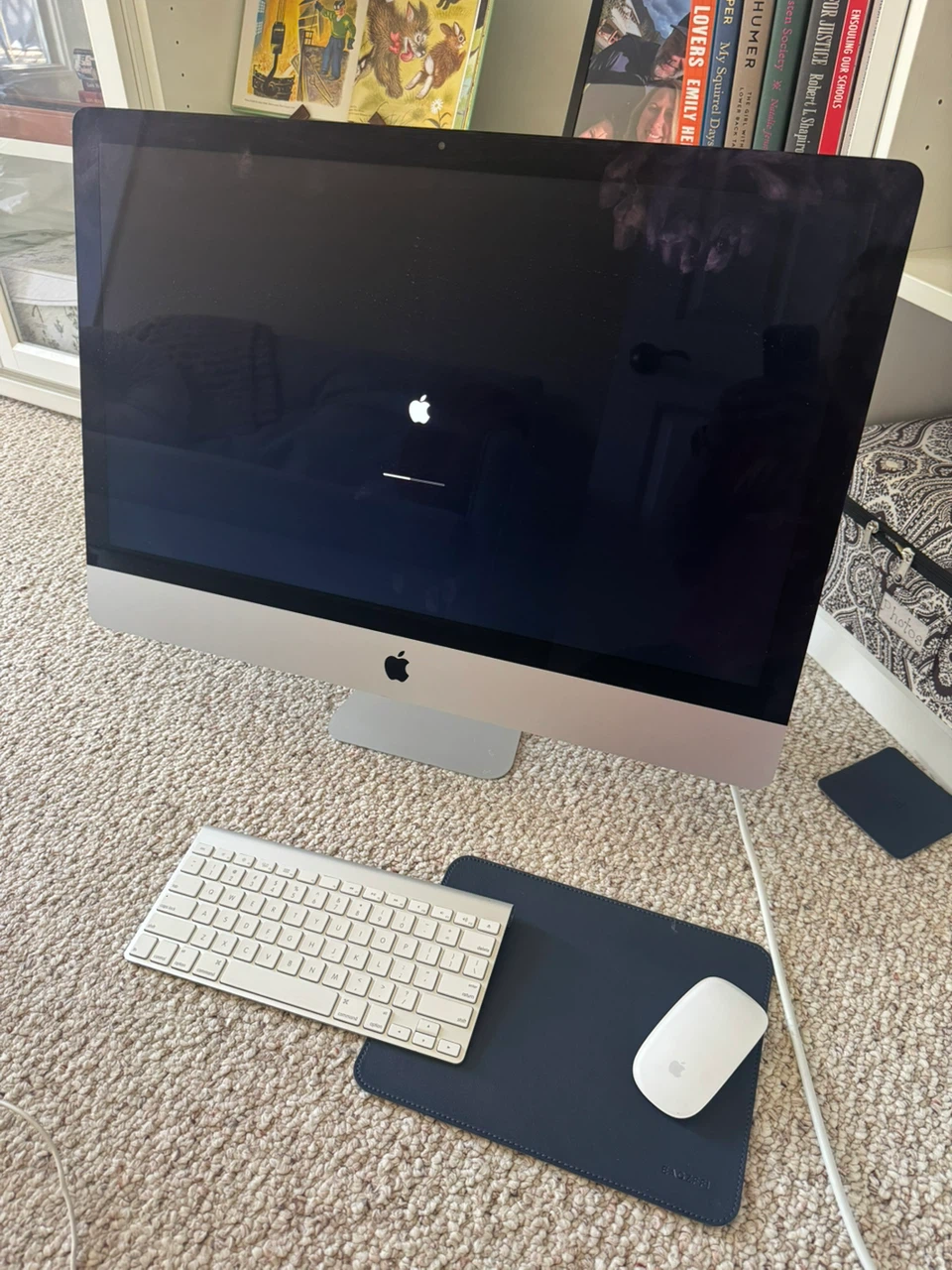 Apple iMac Desktop Computer