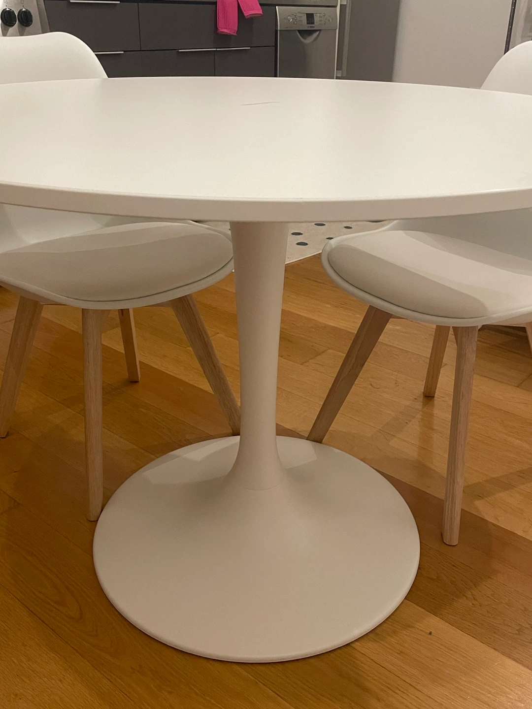IKEA DOCKSTA table - photo 3