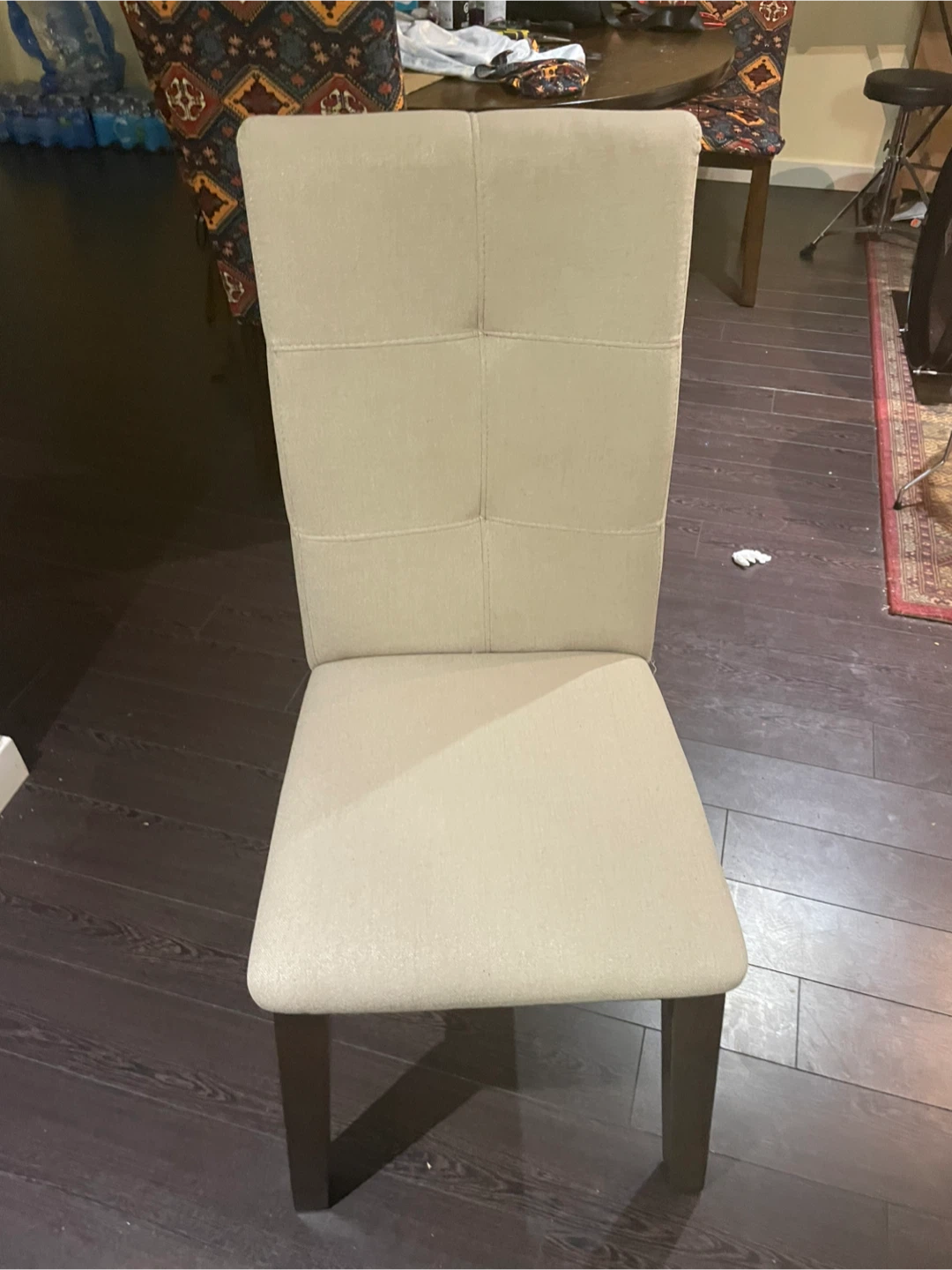 Dining Table with 4 Patterned Chairs - photo 2