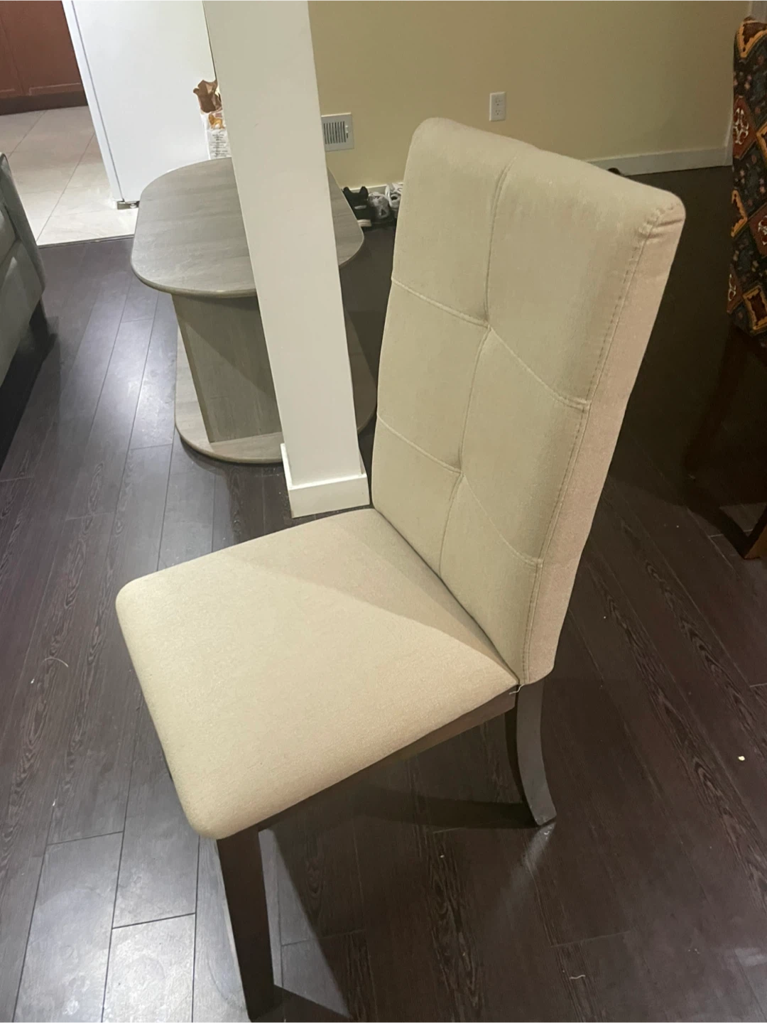 Dining Table with 4 Patterned Chairs - photo 5