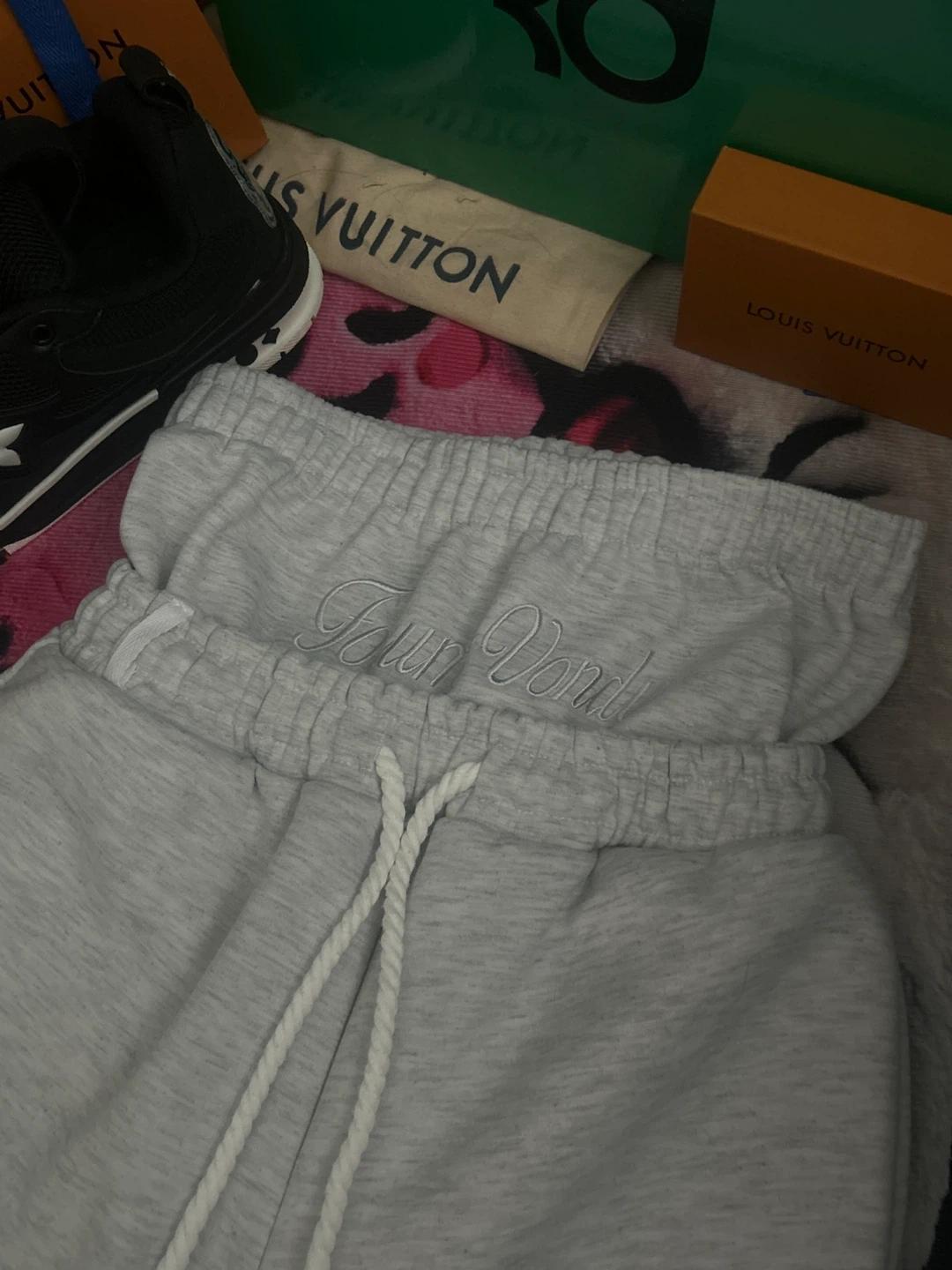 Grey double waisted sweatpants - photo 2