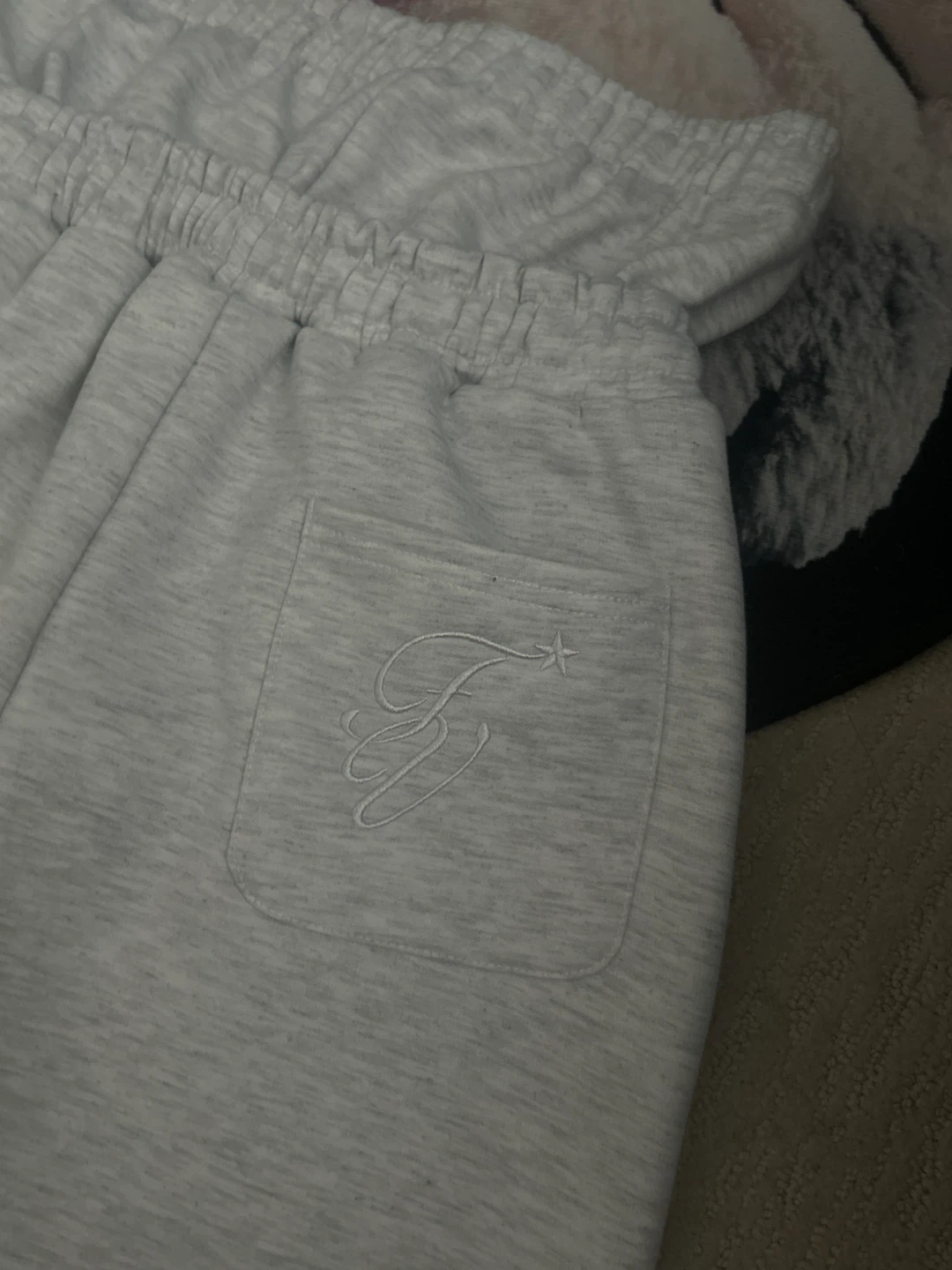 Grey double waisted sweatpants - photo 4