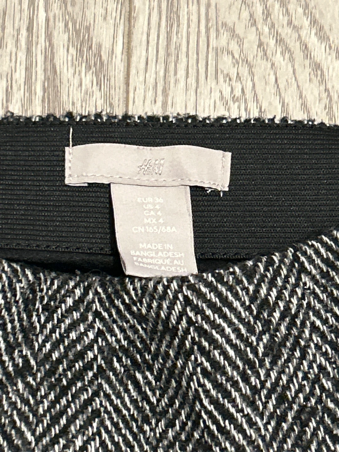 H&M Herringbone Mini Skirt - photo 2