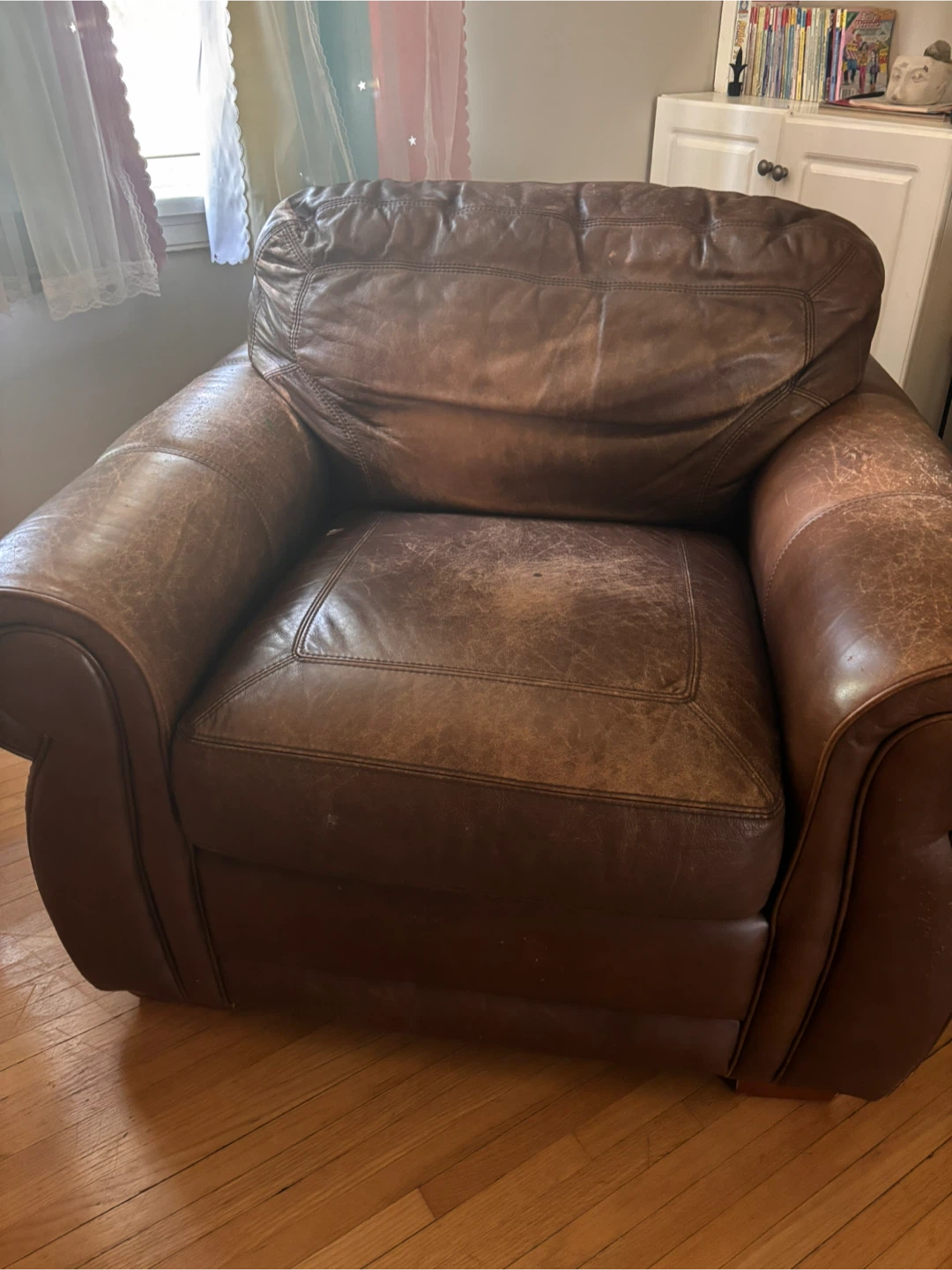 Free leather chair