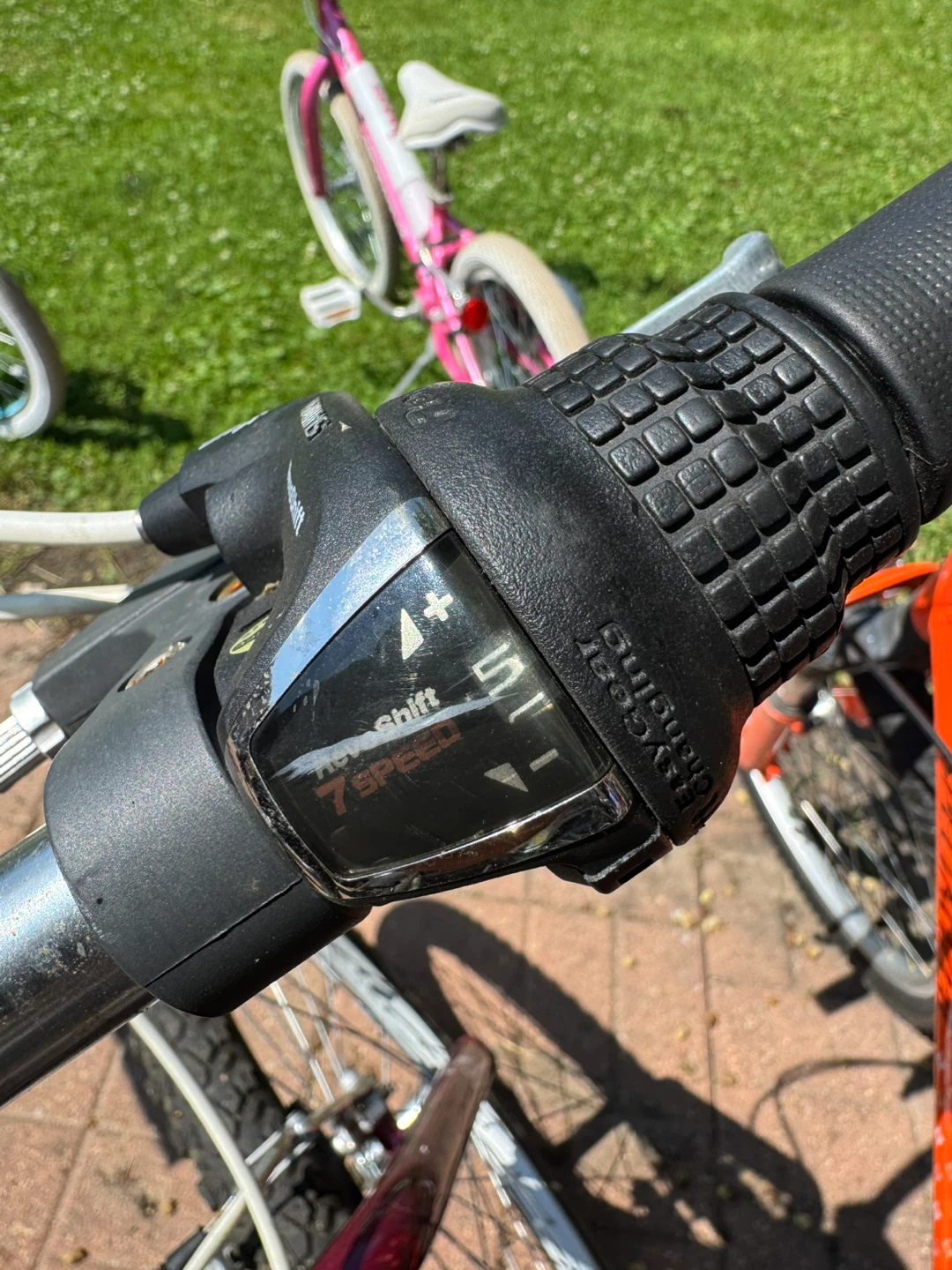 Giant Boulder Purple Mountain Bike - photo 3