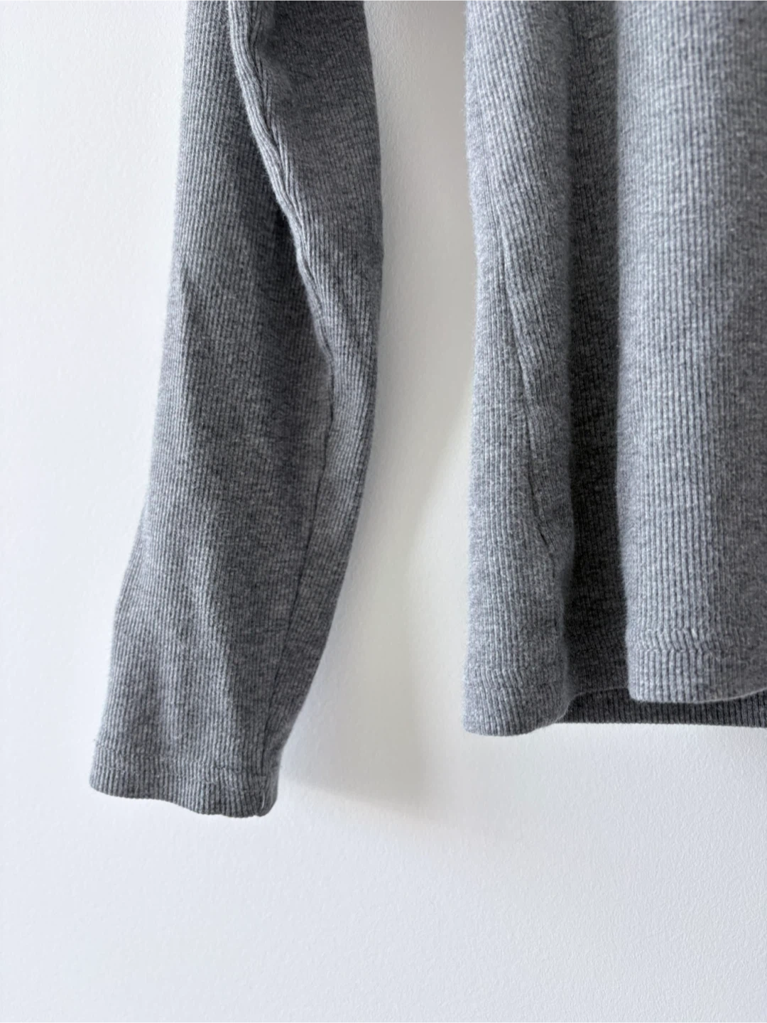 Banana Republic Grey Ribbed Long Sleeve Top - photo 3