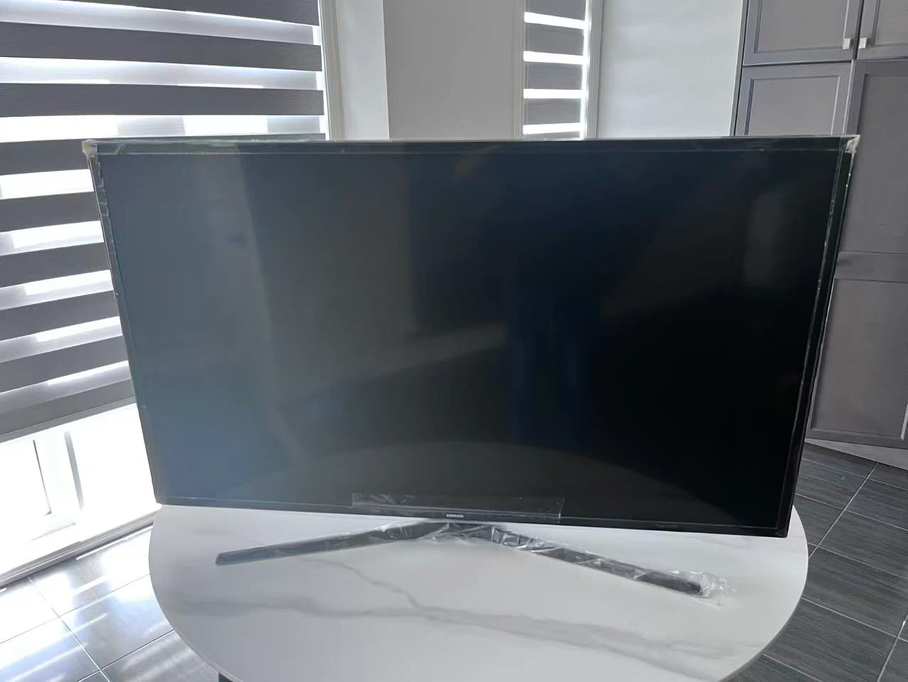 Samsung 50” TV (UN50J5200) – $200