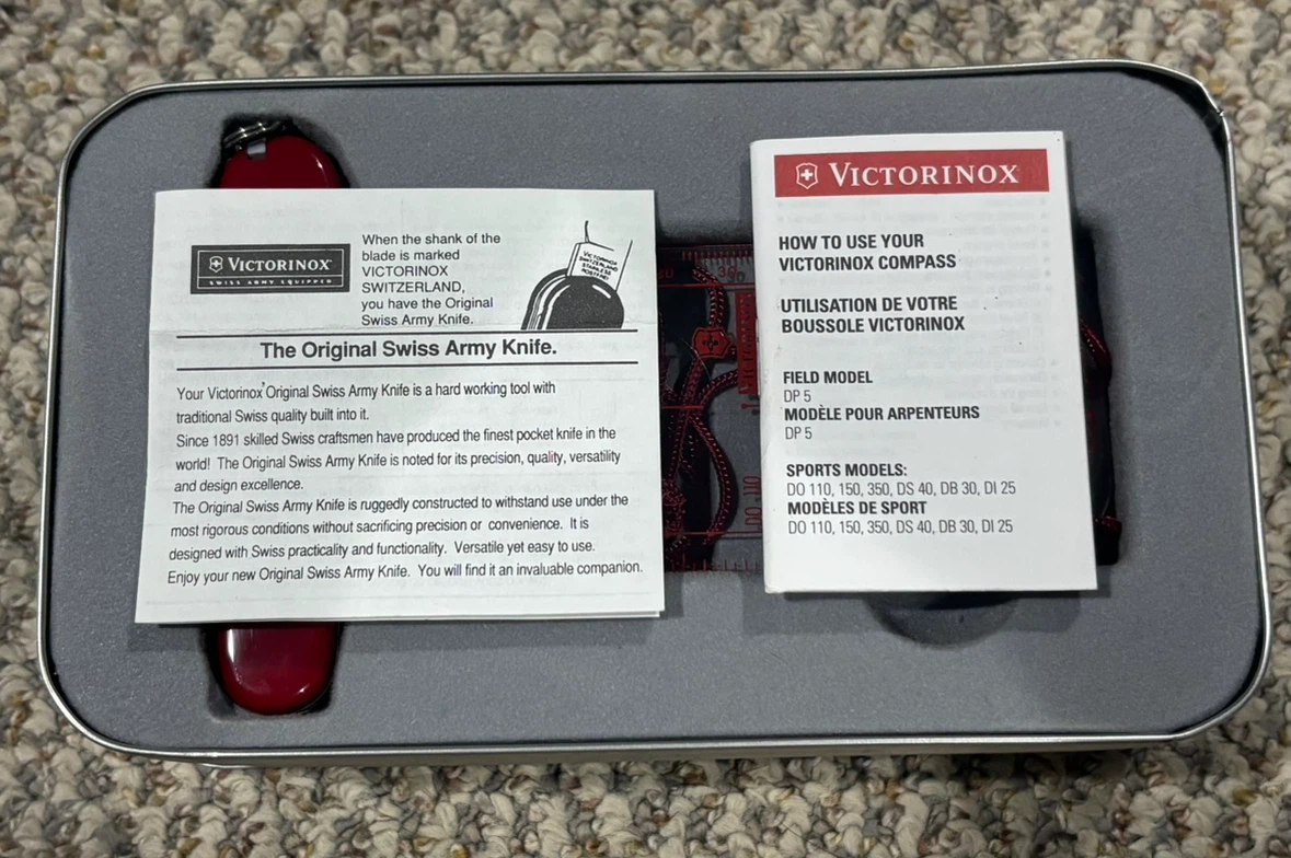 Victorinox Swiss Army Knife and Compass Set - photo 2