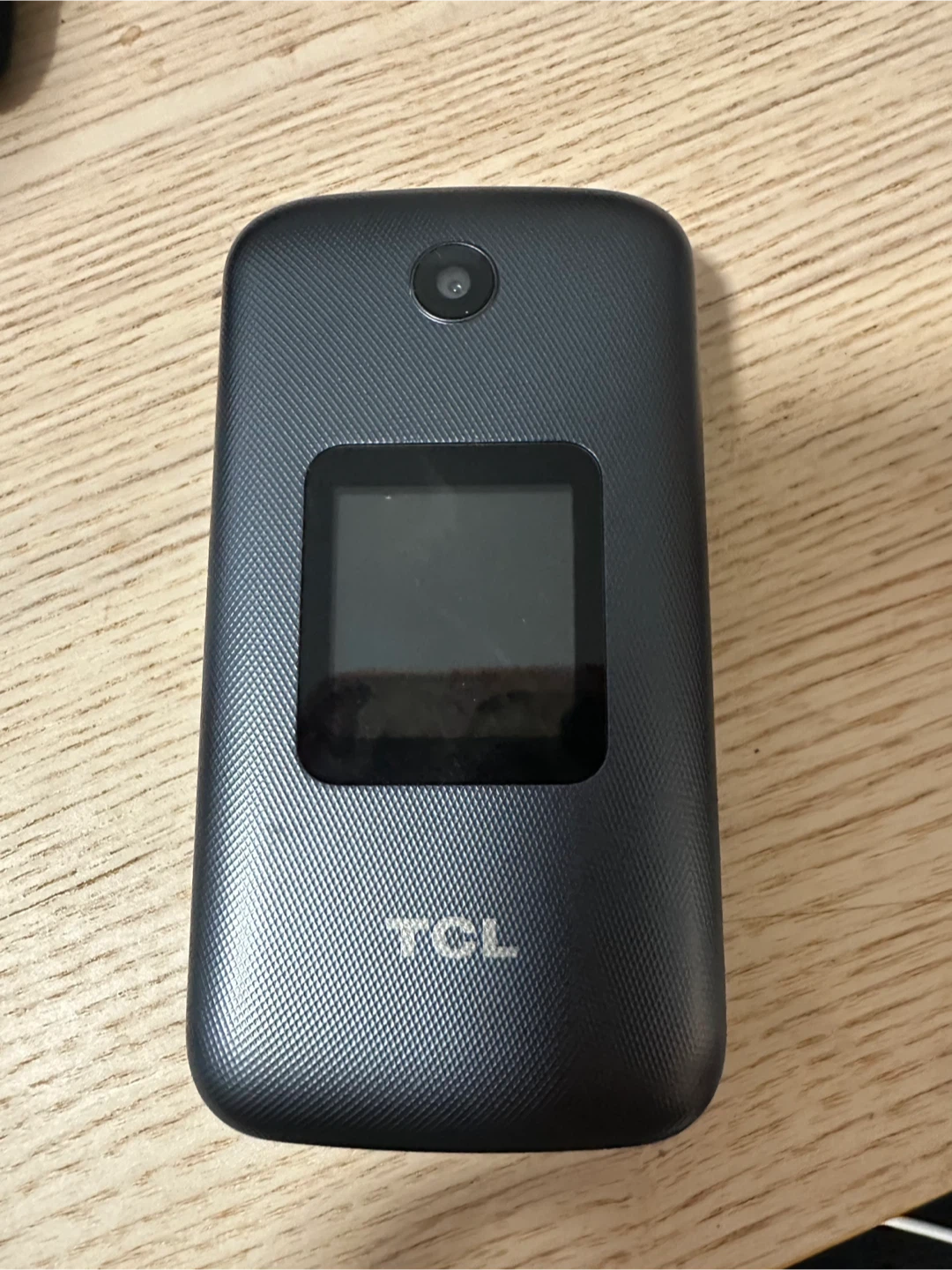 TCL Flip Pro (Verizon) 4GB Black (4056SPP) - photo 2