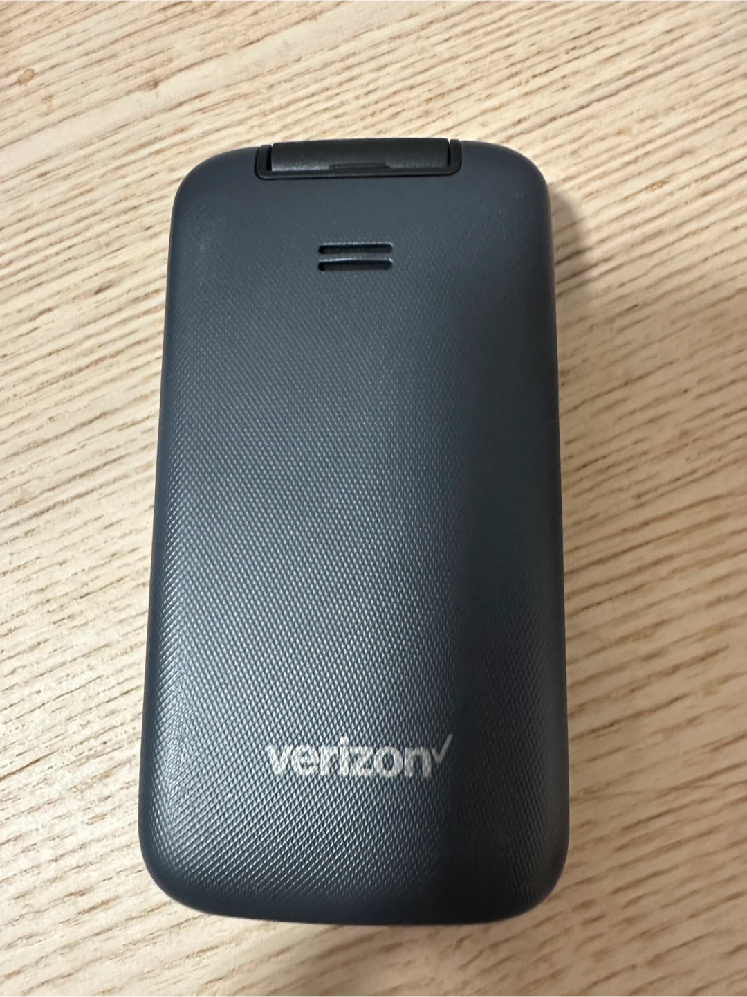 TCL Flip Pro (Verizon) 4GB Black (4056SPP) - photo 4