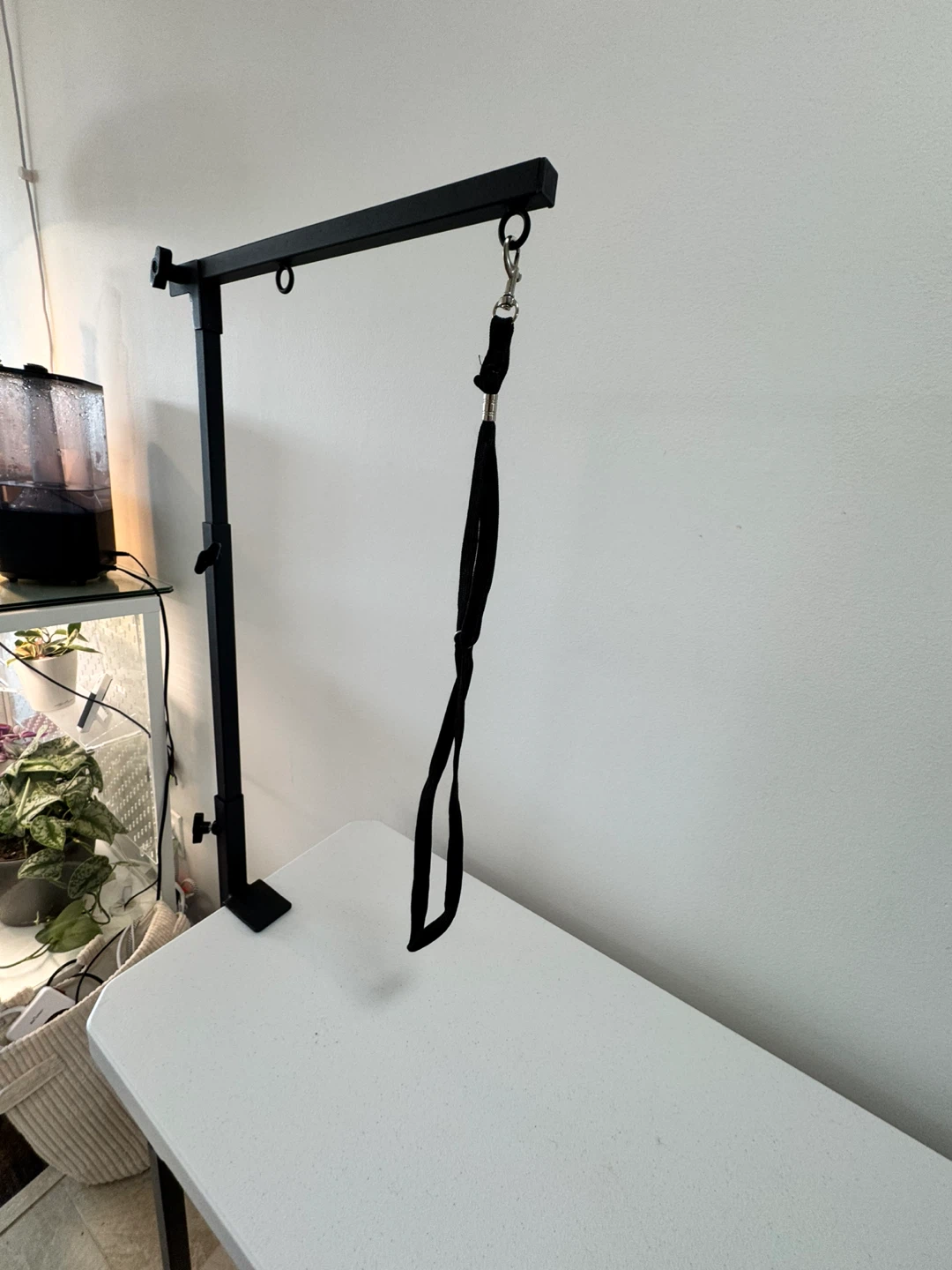 Adjustable Grooming Arm with Restraint - photo 2