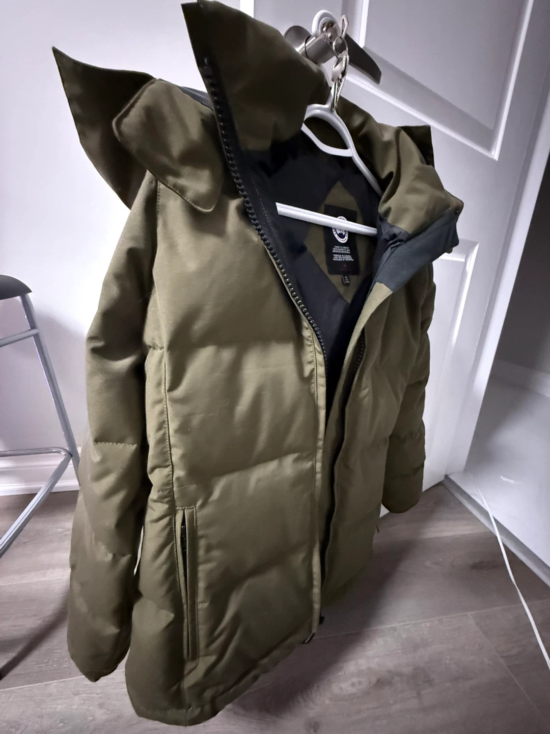 Canada Goose Parka Jacket - LIKE NEW - photo 2