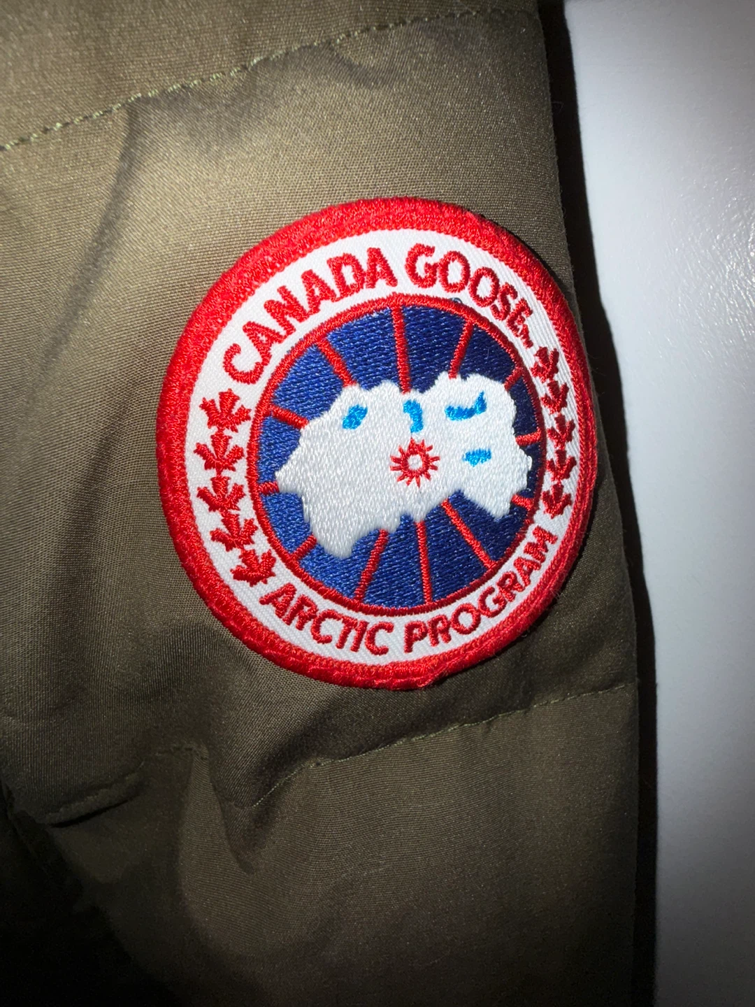 Canada Goose Parka Jacket - LIKE NEW - photo 3