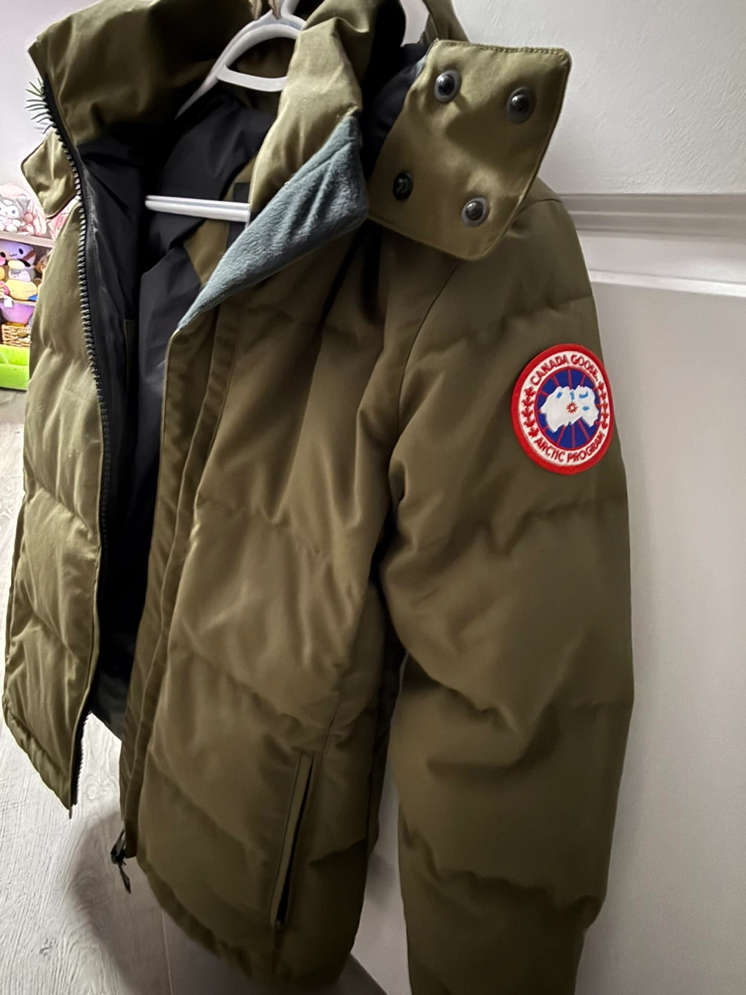 Canada Goose Parka Jacket - LIKE NEW - photo 4
