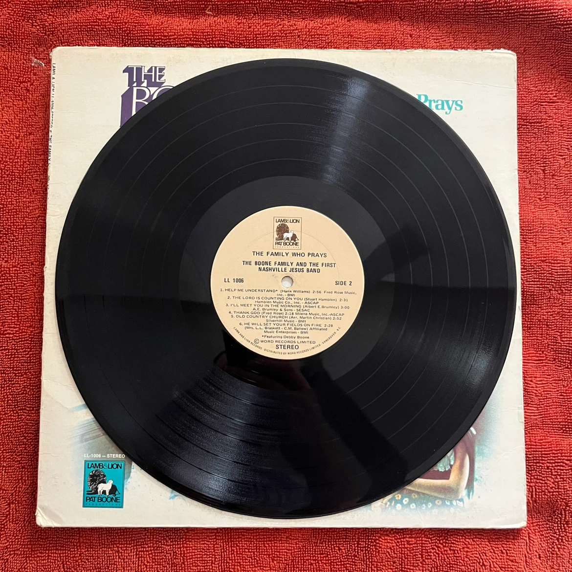 The Boone Family & Nashville The Family Who Prays Vinyl Record - photo 2