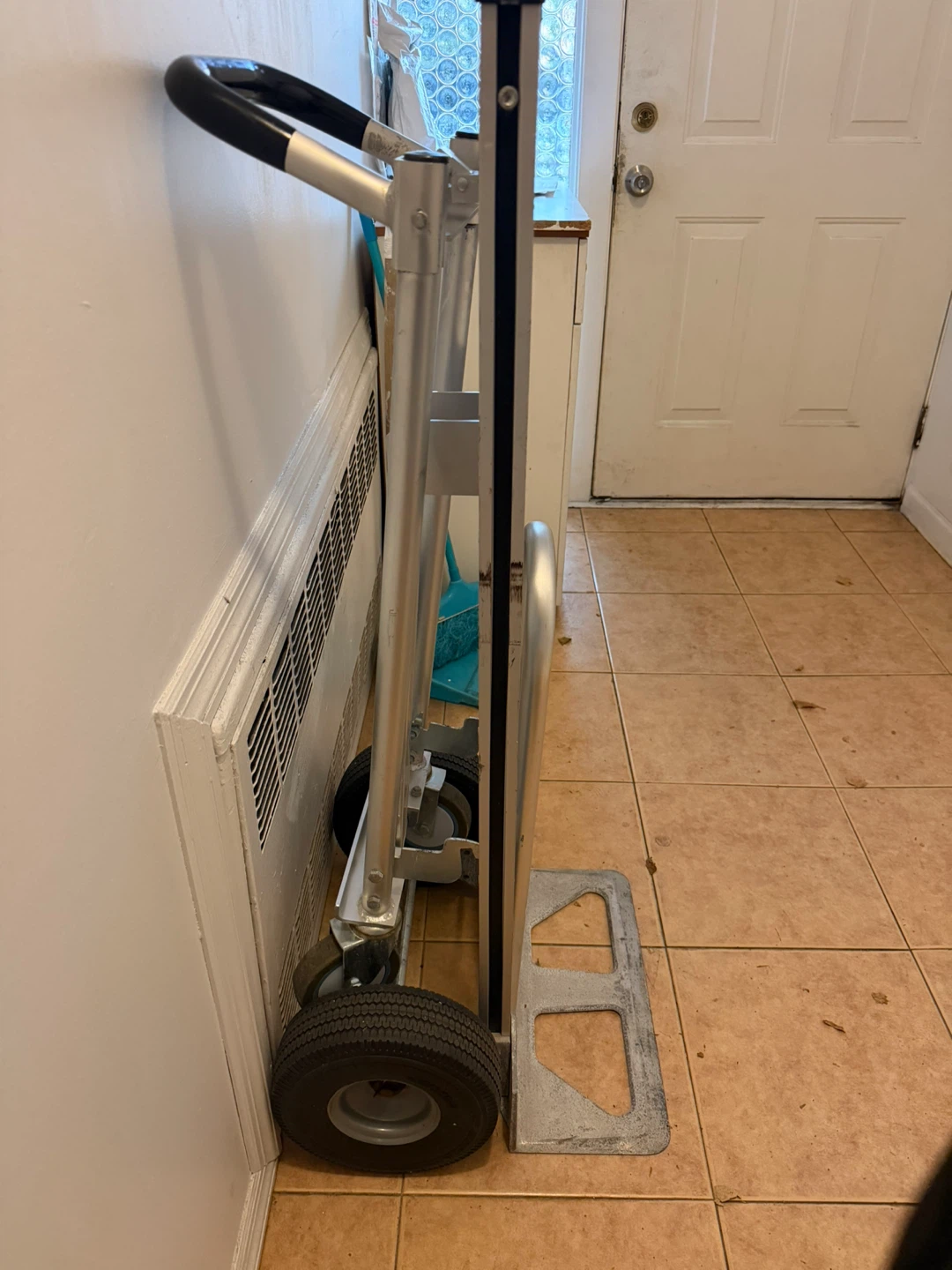Aluminum Hand Truck Dolly - photo 4