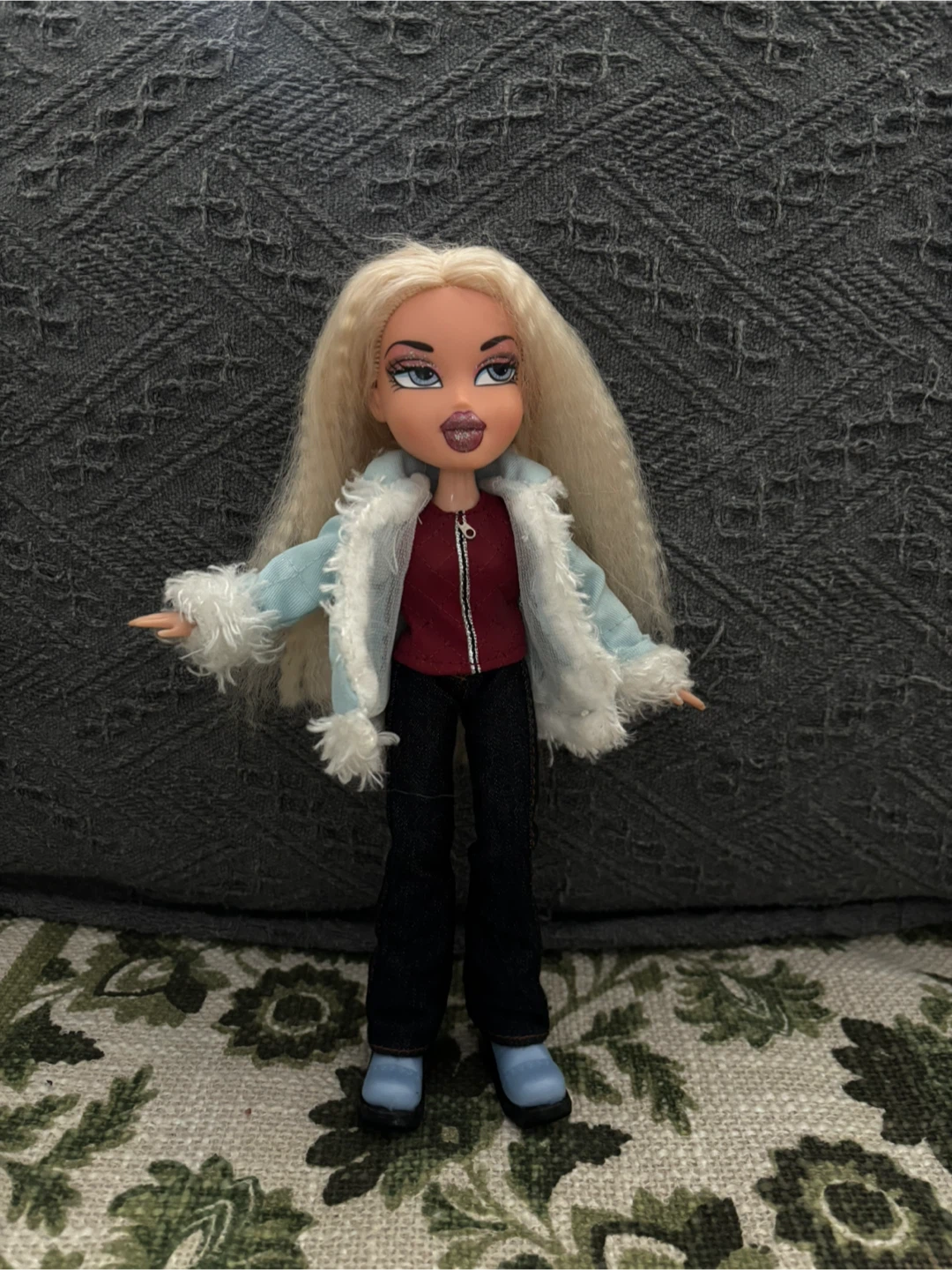 Bratz Wintertime Wonderland Chloe’s - photo 2