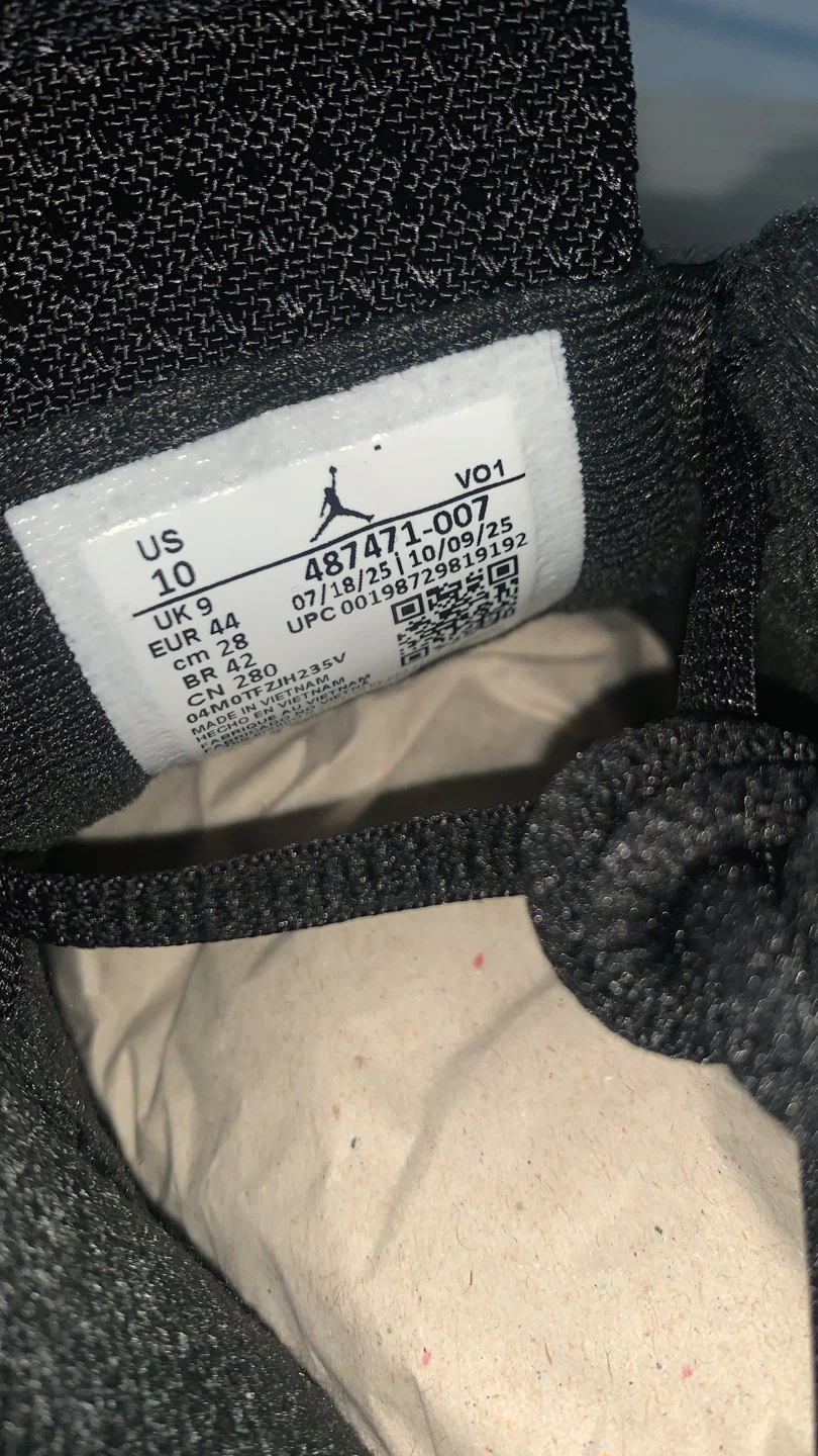Air Jordan 14 Retro Men's Size 10 and 8.5 available - photo 4